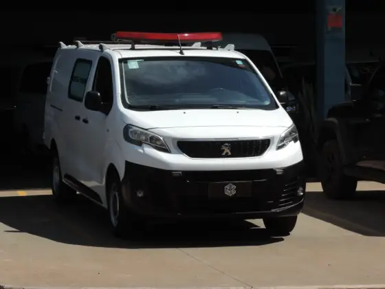 PEUGEOT EXPERT 1.5 BLUEHDI DIESEL CARGO MANUAL