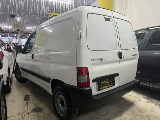PEUGEOT-PARTNER-1.6 FURGÃO 800KG 16V FLEX 3P MANUAL PEUGEOT-PARTNER-2018