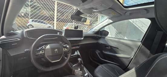 PEUGEOT-208-2024