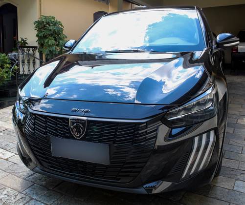 PEUGEOT 208 1.0 TURBO 200 HYBRID GT CVT