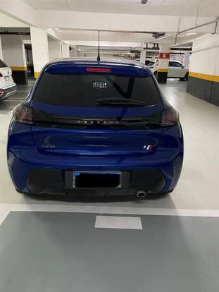 PEUGEOT-208-2022