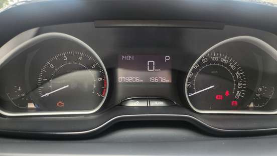 PEUGEOT-208-1.6 GRIFFE 16V FLEX 4P AUTOMÁTICO PEUGEOT-208-2018