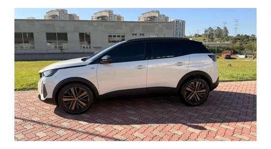 PEUGEOT-3008-2021