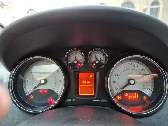 PEUGEOT-308-2012