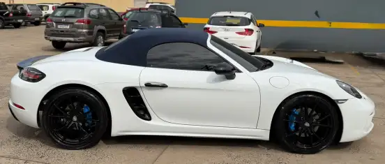 PORSCHE-718-2016