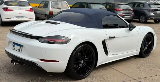 PORSCHE-718-2016
