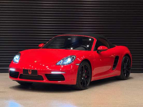 PORSCHE-718-2020