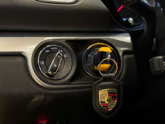 PORSCHE-718-2019