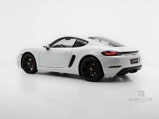 PORSCHE-718-2019