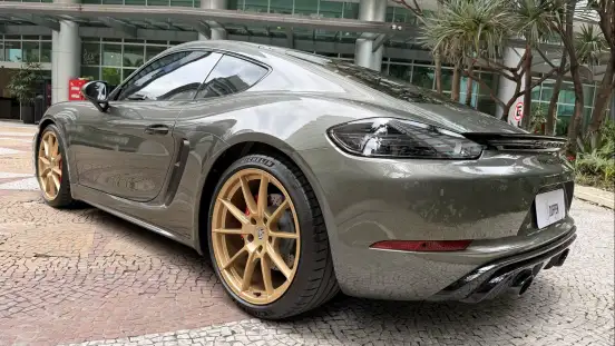 PORSCHE-718-2024