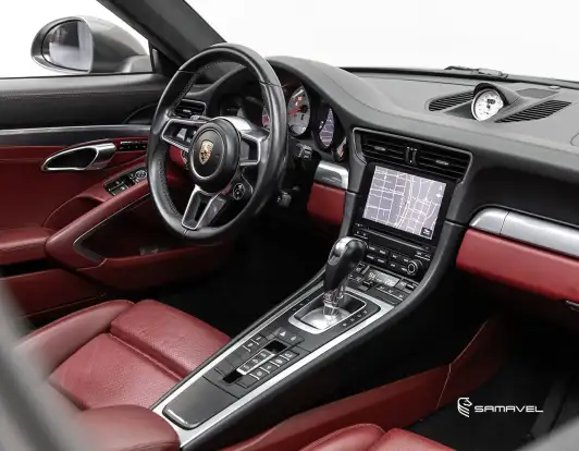 PORSCHE-911-2018