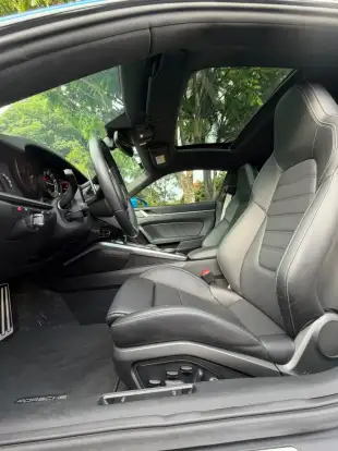 PORSCHE-911-2023