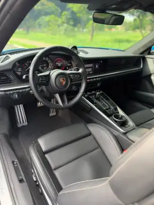 PORSCHE-911-2023