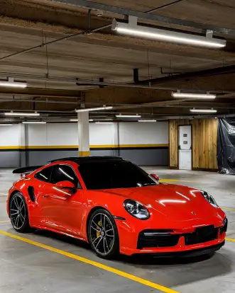 PORSCHE-911-2020