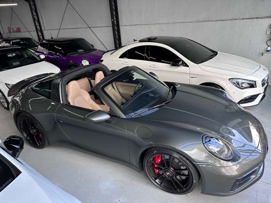 PORSCHE-911-2023