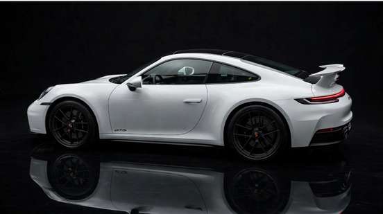 PORSCHE-911-2025