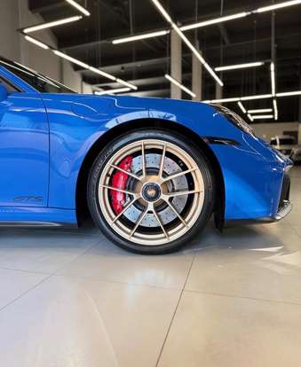 PORSCHE-911-2025