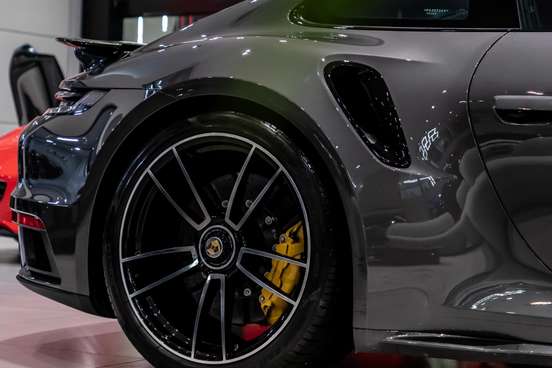 PORSCHE-911-2023