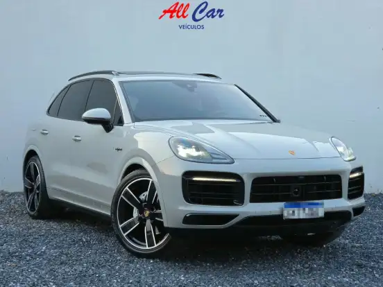 PORSCHE-CAYENNE-2023
