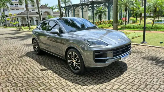 PORSCHE-CAYENNE-2025