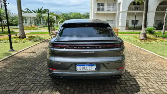 PORSCHE-CAYENNE-2025