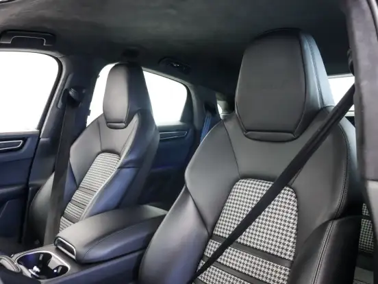 PORSCHE-CAYENNE-4.0 V8 E-HYBRID TURBO S COUPÉ AWD TIPTRONIC S PORSCHE-CAYENNE-2019