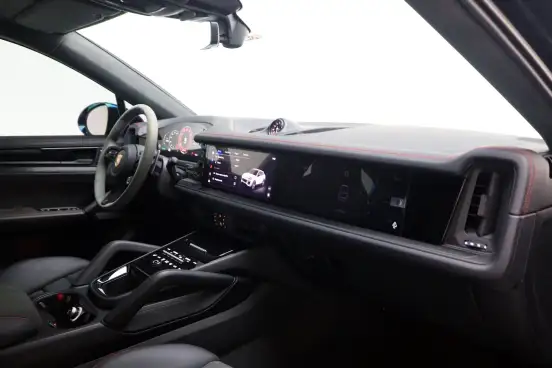 PORSCHE-CAYENNE-2025
