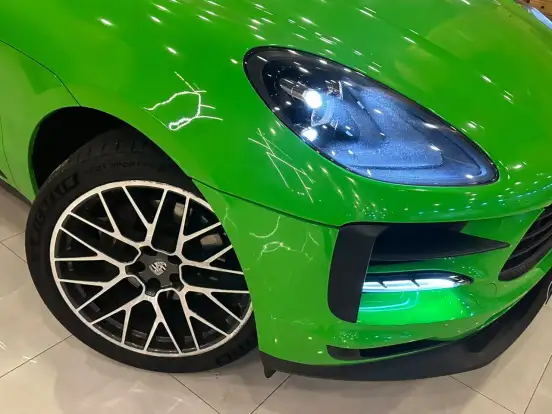 PORSCHE-MACAN-2021