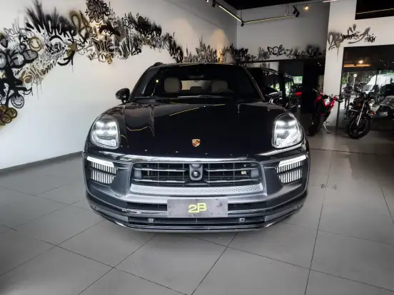 PORSCHE-MACAN-2023