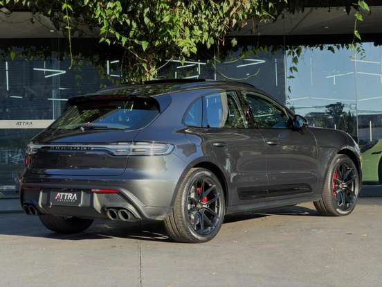 PORSCHE-MACAN-2023