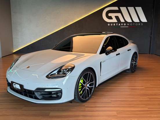 PORSCHE-PANAMERA-2023