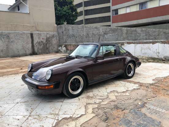 PORSCHE-911-1981