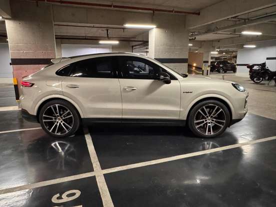 PORSCHE-CAYENNE-3.0 V6 E-HYBRID COUPÉ AWD TIPTRONIC S PORSCHE-CAYENNE-2025