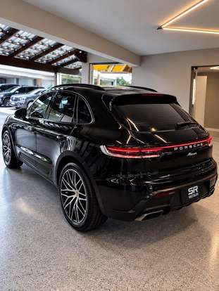 PORSCHE-MACAN-2023