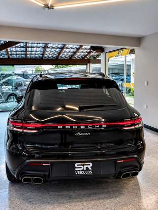 PORSCHE-MACAN-2023