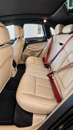 PORSCHE-MACAN-2023