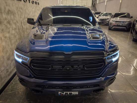 RAM-1500-5.7 V8 GASOLINA LIMITED NIGHT EDITION CD 4X4 AUTOMÁTICO RAM-1500-2024