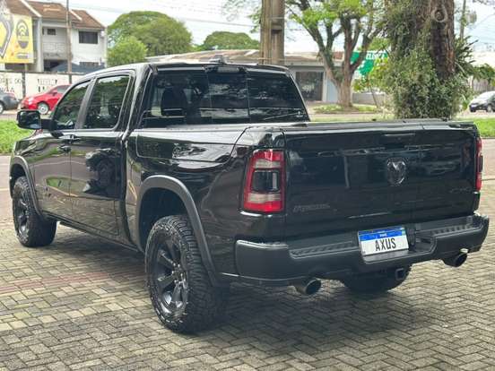 RAM-1500-5.7 V8 GASOLINA REBEL CD 4X4 AUTOMÁTICO RAM-1500-2022