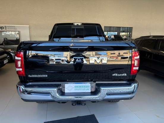 RAM-2500-6.7 I6 TURBO DIESEL LARAMIE CD 4X4 AUTOMÁTICO RAM-2500-2023