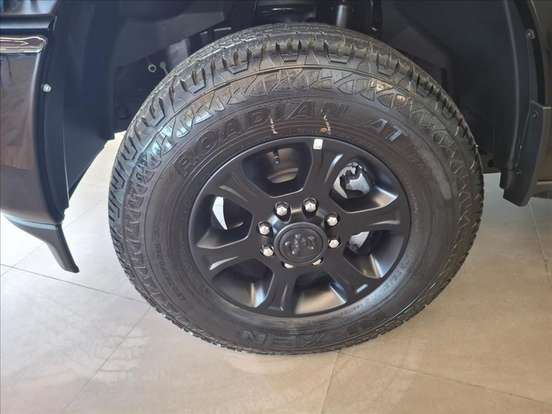 RAM-3500-6.7 I6 TURBO DIESEL LARAMIE NIGHT EDITION CD 4X4 AUTOMÁTICO RAM-3500-2026