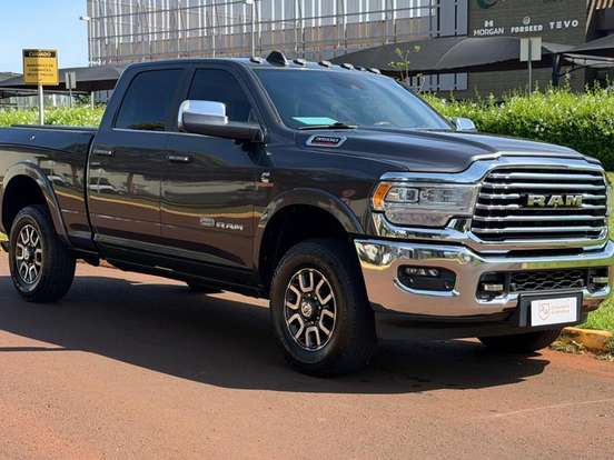 RAM-3500-6.7 I6 TURBO DIESEL LIMITED LONGHORN CD 4X4 AUTOMÁTICO RAM-3500-2022
