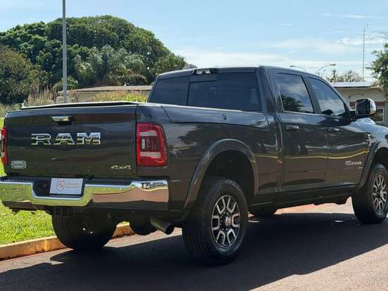 RAM-3500-6.7 I6 TURBO DIESEL LIMITED LONGHORN CD 4X4 AUTOMÁTICO RAM-3500-2022