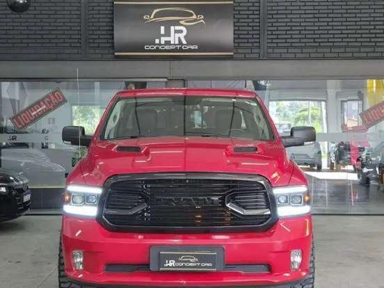 RAM-CLASSIC-5.7 V8 GASOLINA LARAMIE CD 4X4 AUTOMÁTICO RAM-CLASSIC-2022