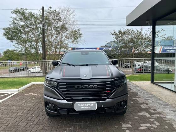 RAM RAMPAGE 2.0 HURRICANE 4 TURBO GASOLINA R/T 4X4 AUTOMÁTICO