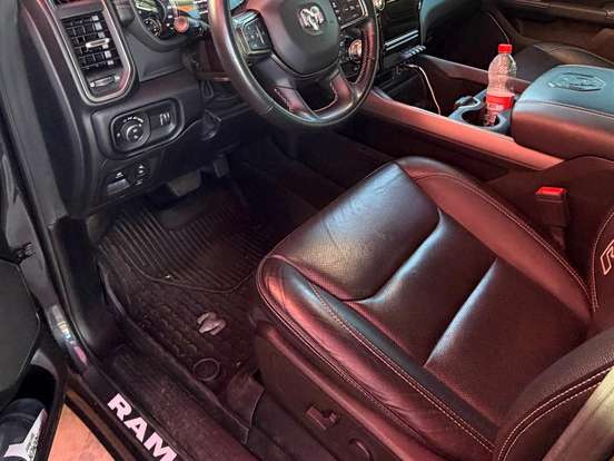 RAM-1500-5.7 V8 GASOLINA REBEL CD 4X4 AUTOMÁTICO RAM-1500-2021