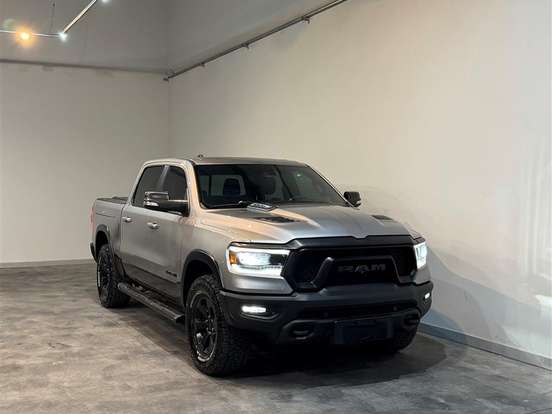 RAM-1500-5.7 V8 GASOLINA REBEL CD 4X4 AUTOMÁTICO RAM-1500-2022