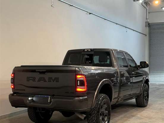 RAM-2500-6.7 I6 TURBO DIESEL NIGHT EDITION CD 4X4 AUTOMÁTICO RAM-2500-2021