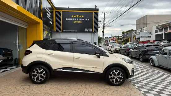 RENAULT-CAPTUR-2019