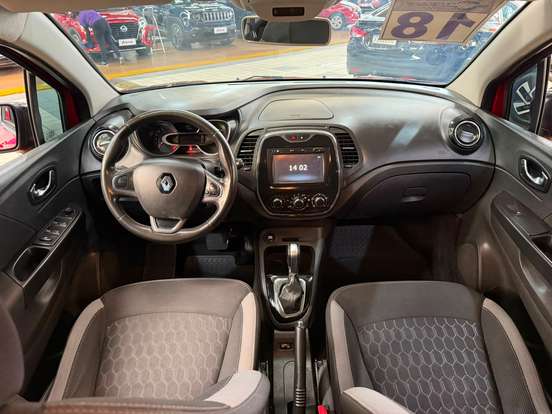 RENAULT-CAPTUR-2017