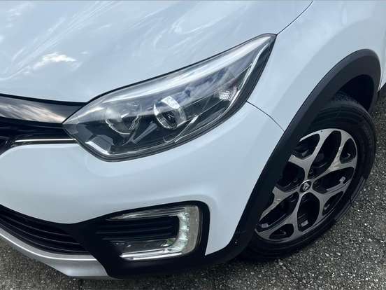 RENAULT-CAPTUR-2017